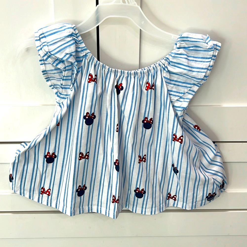 Minnie Mouse flowy top